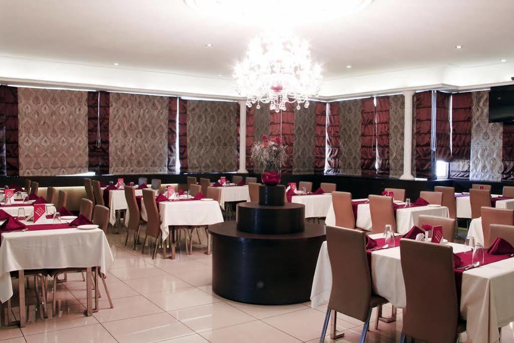 Genx Banjara Hill 1589 Hotel Hyderabad Eksteriør billede