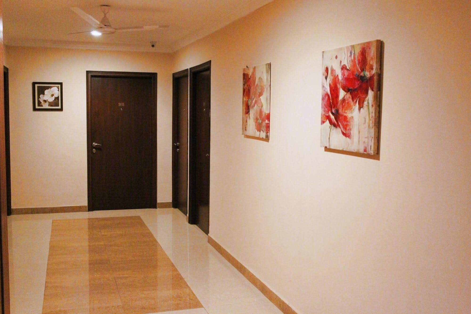 Genx Banjara Hill 1589 Hotel Hyderabad Eksteriør billede